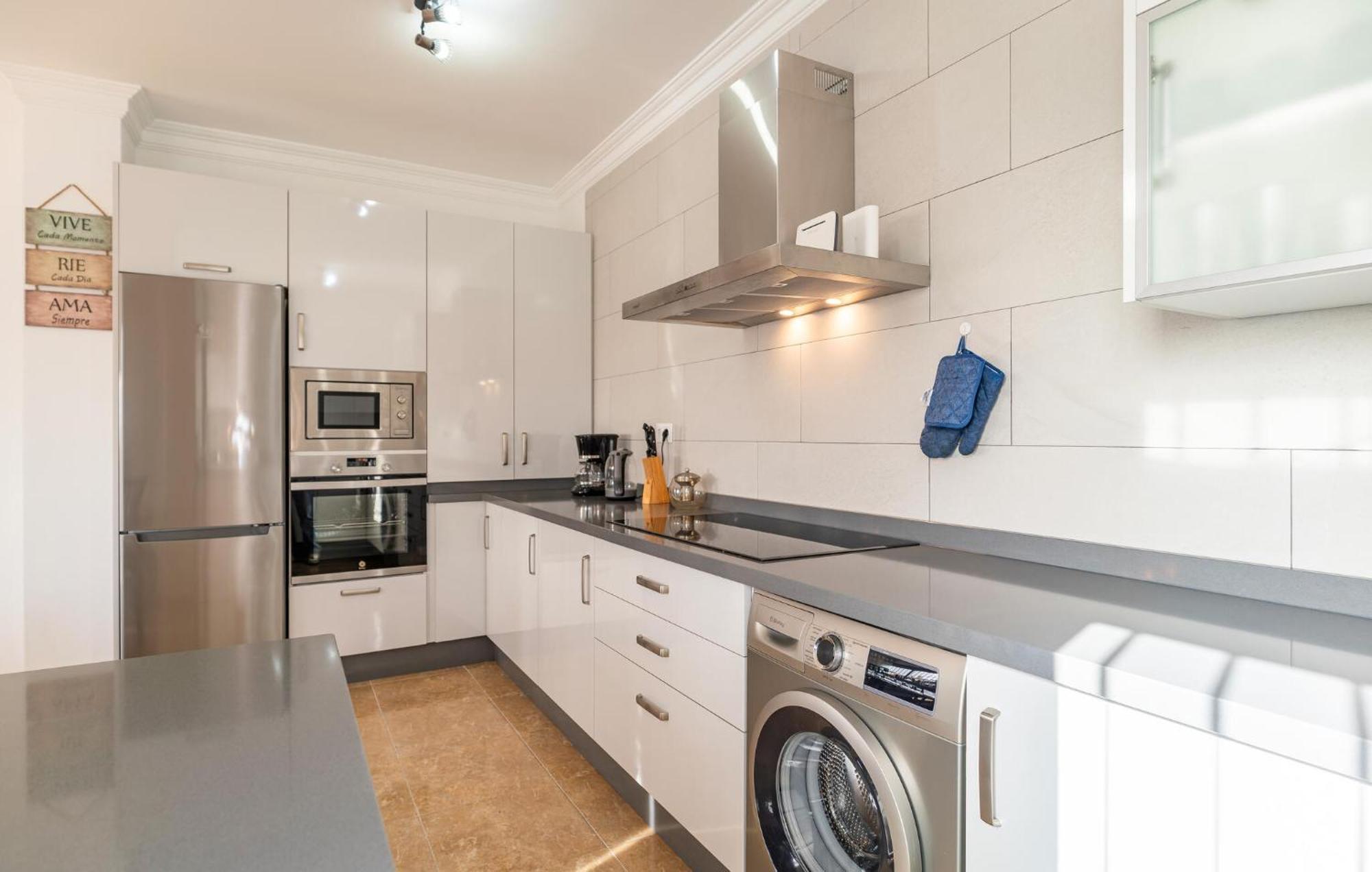 Lovely Home In Benalmadena With Kitchen Dış mekan fotoğraf